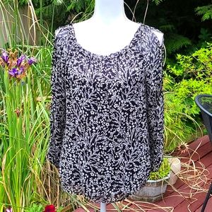 NWT Sanctuary cold shoulder top, lightweight, S